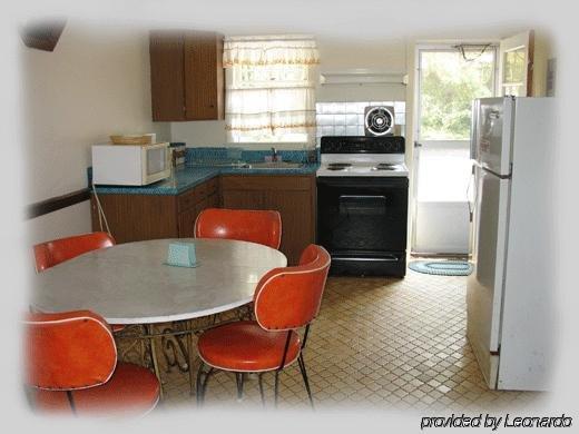 La Plaza Del Sol Motel Мешпі Ресторан фото